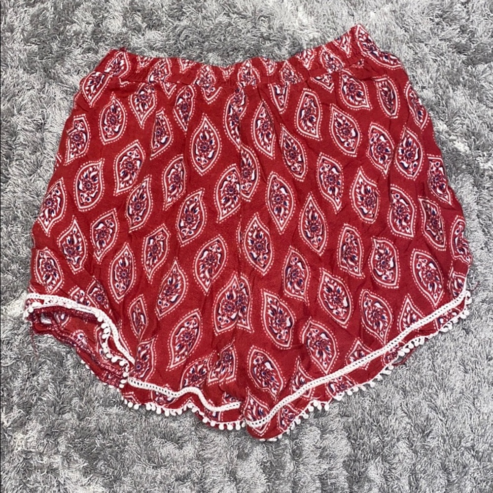 Flowy Shorts - Picture 2 of 2